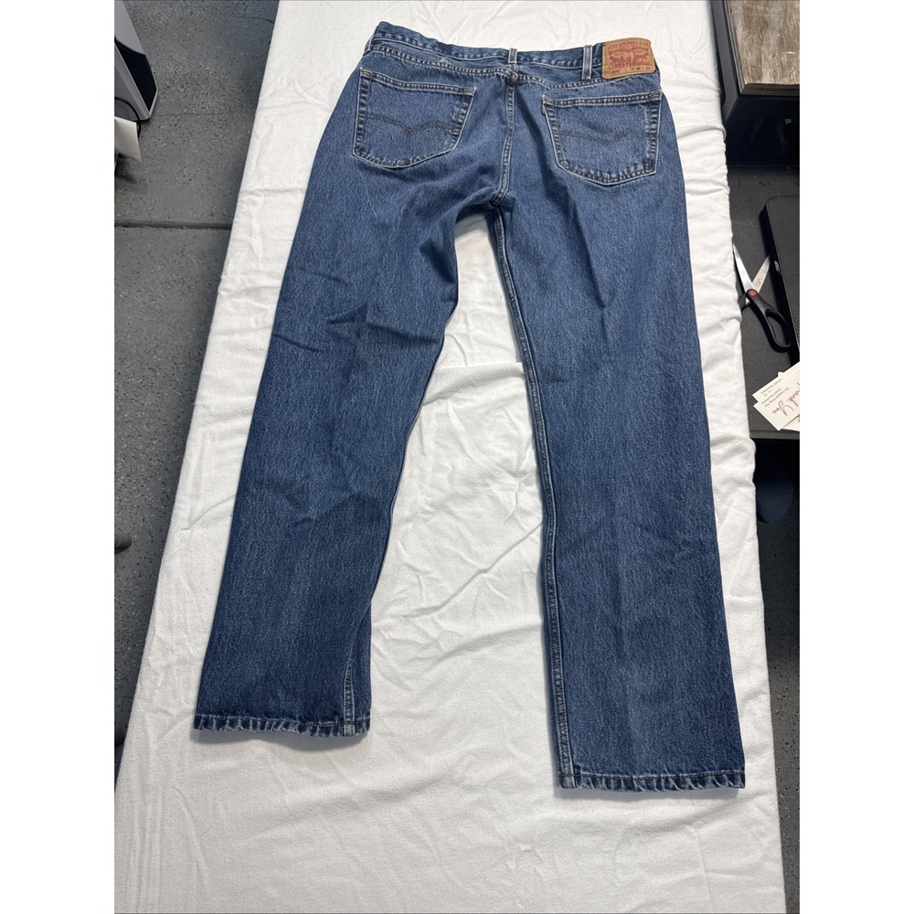 Levi's 505 Straight Fit Denim Jeans Mens Size 38x32 Medium Blue Wash